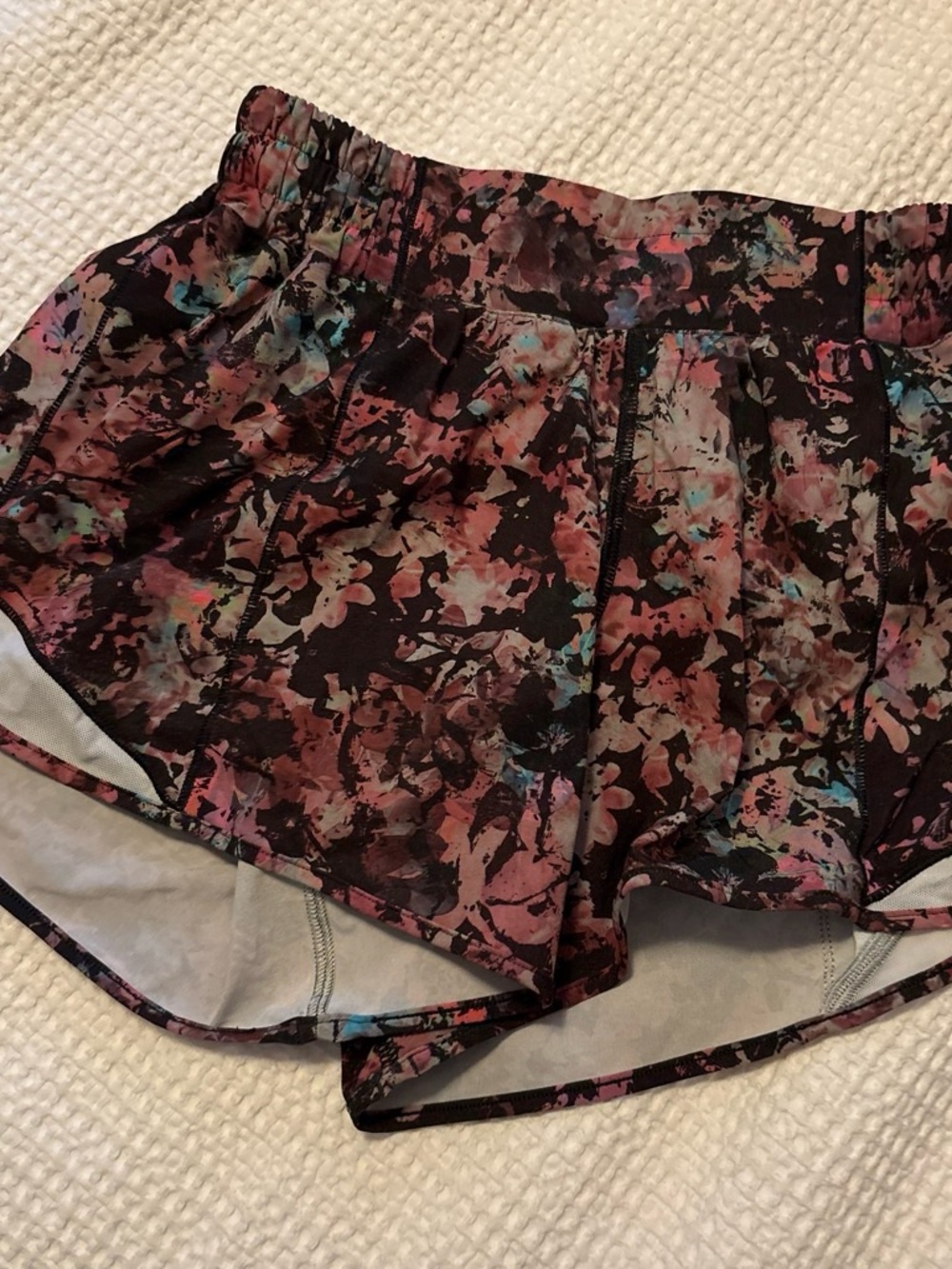 Lululemon Women’s Floral Print Athletic Shorts - Pink & Black size 4